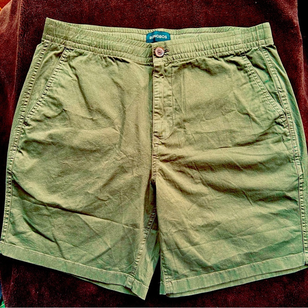 NWOT Bonobos Club Short with Drawstring Waist- Men’s M, Camp Green, 7” inseam